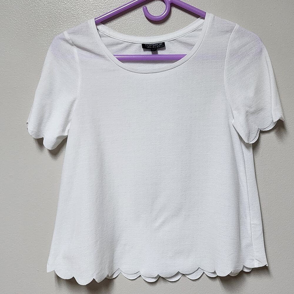 Topshop White Scalloped Hem Top size 2
